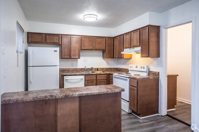 2 BR, 1.5 BA - Updated - Woodland Station Condos