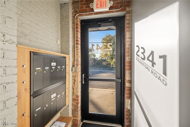 Building Photo - 2341 Scranton Rd