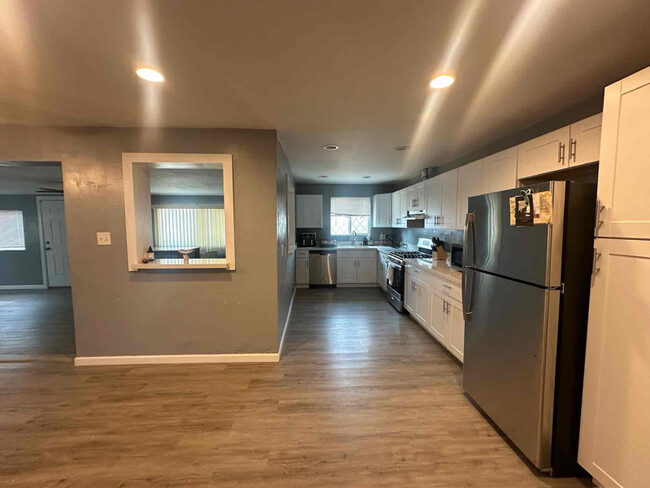 Foto del edificio - 4623 E Monte Vista Rd