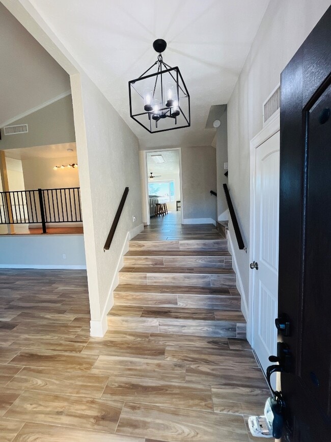 Foto del edificio - 6407 Los Altos Dr