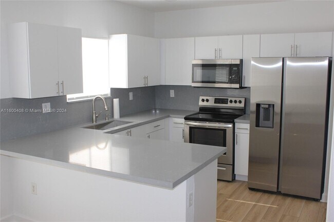 Building Photo - 21457 SW 85th Ave