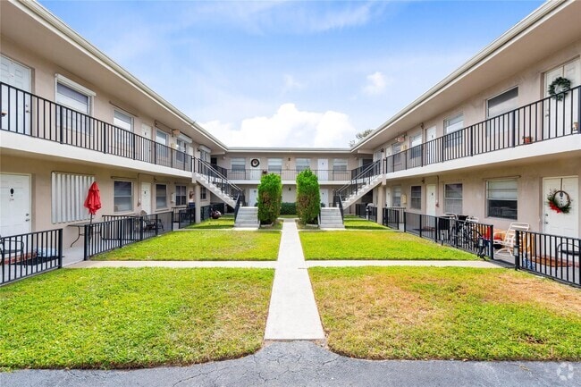 Building Photo - 1230 Old Boynton Rd