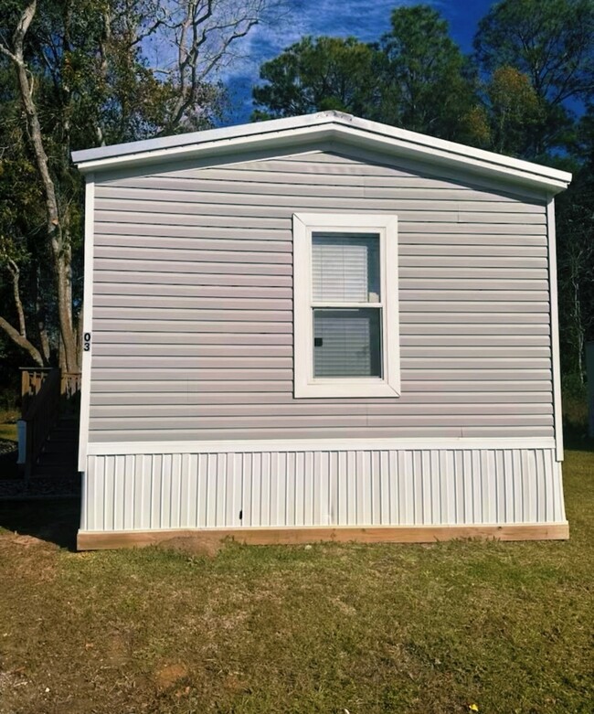 Building Photo - 1409 US-90