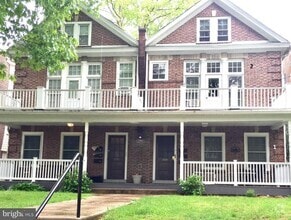 Building Photo - 1509 Delaware Ave