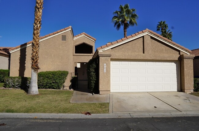 Foto del edificio - 77818 Calypso Rd