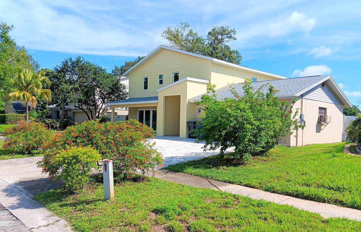 6745 Twelve Oaks Blvd, Tampa, FL 33634 House Rental in Tampa, FL