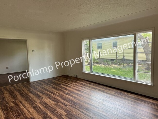 Building Photo - 1780 Ruddiman St