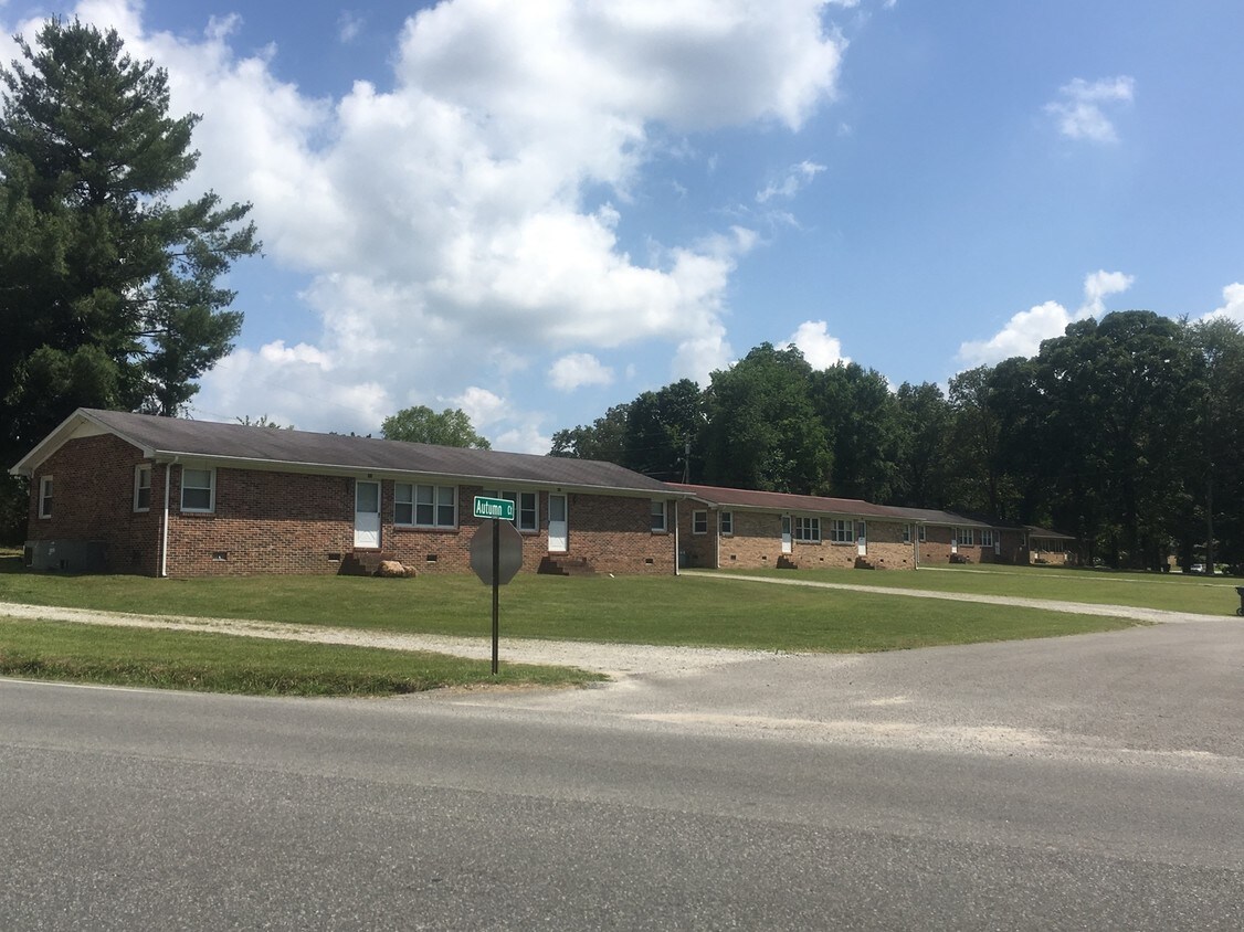 2 Autumn Ln, Manchester, TN 37355 Apartments in Manchester, TN