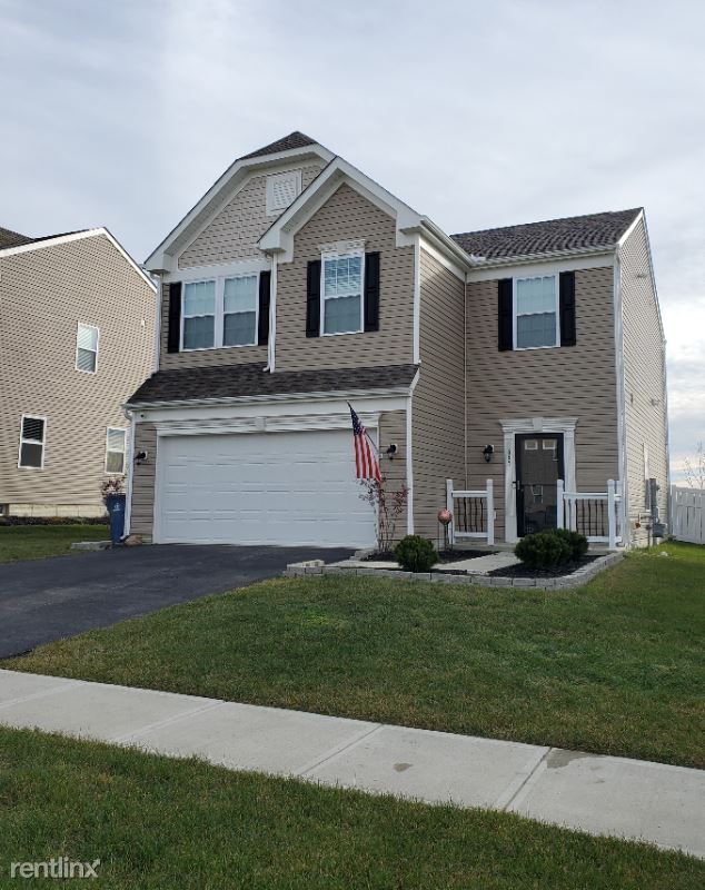 Primary Photo - 4 br, 2.5 bath House - 665 KEYSTONE WAY