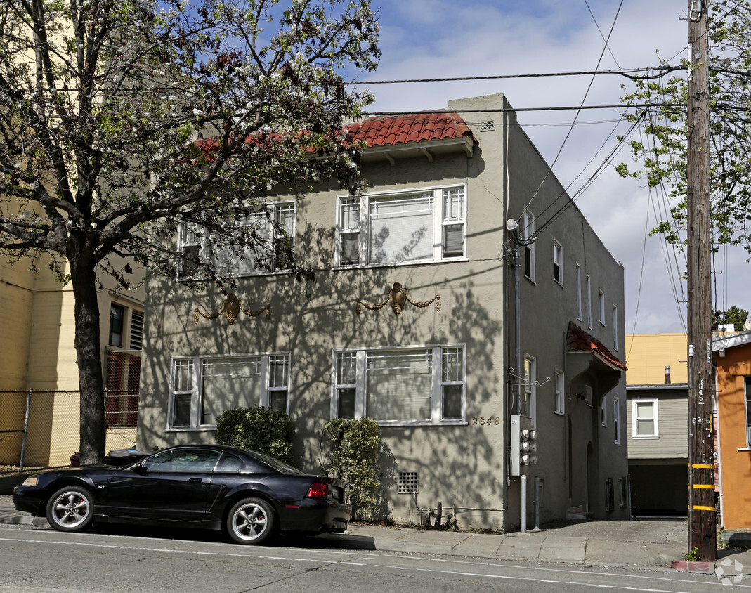 Primary Photo - 2846 Macarthur Blvd