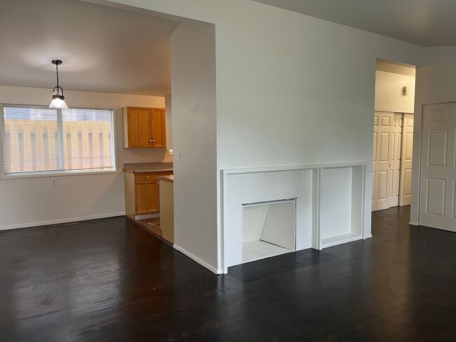 Foto del edificio - Three Bedroom House