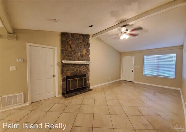 Building Photo - 3 br, 1 bath House - 4610 Bellview Rd Unit A