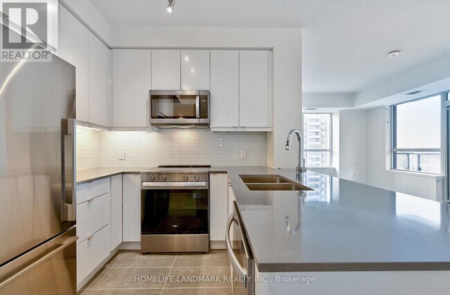 Building Photo - 3270 Sheppard Ave E