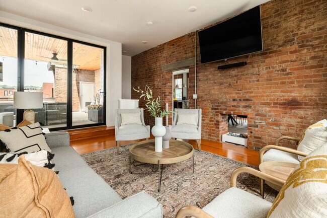 Foto del edificio - 1201 Jackson St