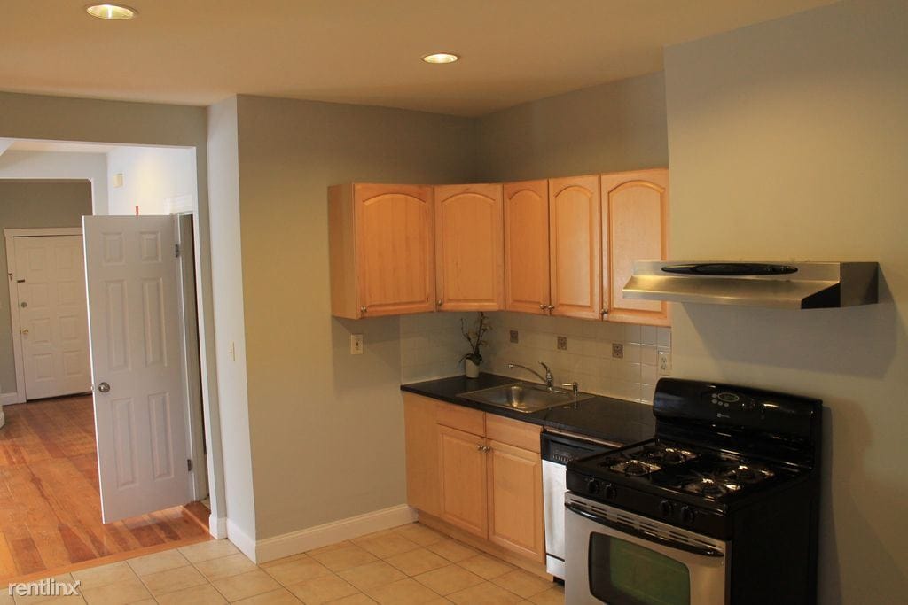 21 Dean St Unit 1, Dorchester, MA 02125 Condo for Rent in Dorchester