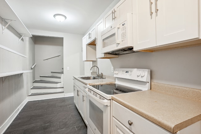 Photo - 1643 Ralph David Abernathy Blvd Apartment