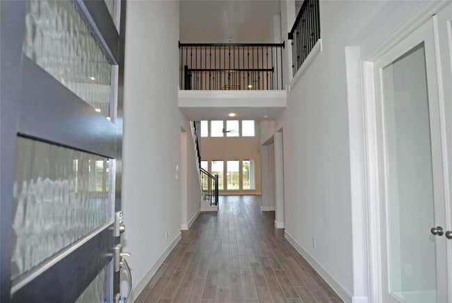 Building Photo - 7571 Pemberley Ct