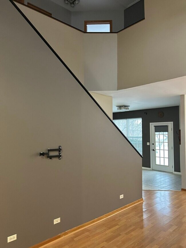 Foto del edificio - 761 Dillon Ct