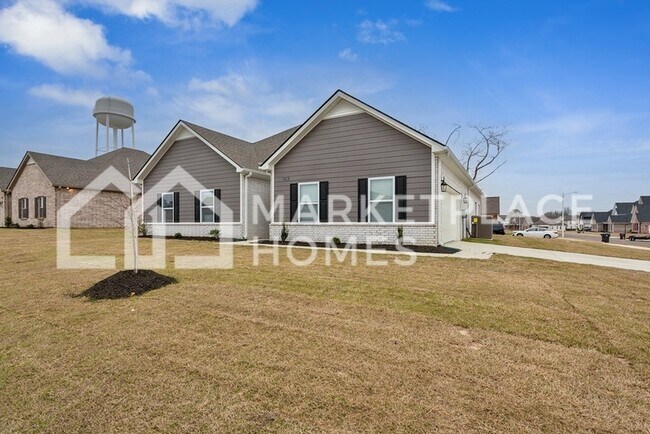 Building Photo - 2150 Tulip Dr