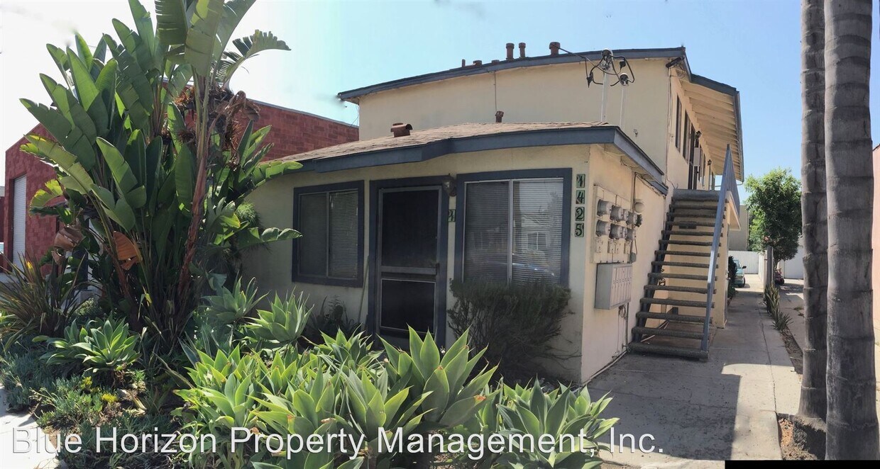 Primary Photo - 1425 Freeman Ave