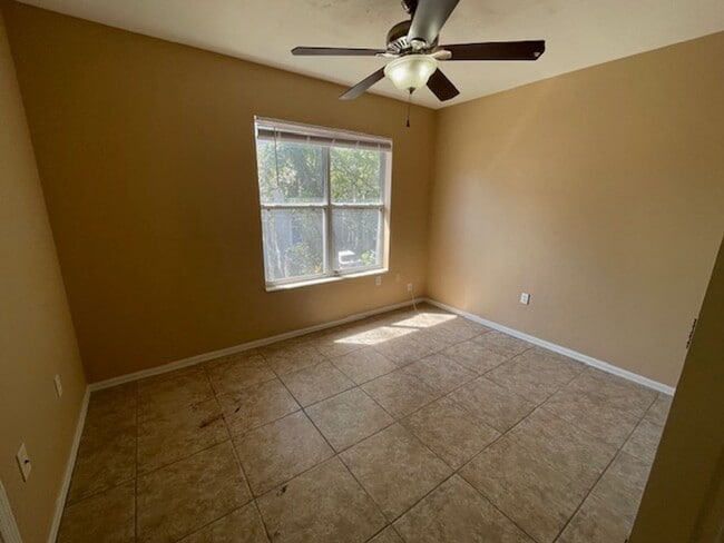 Photo - 120 NW 8th St Apartment