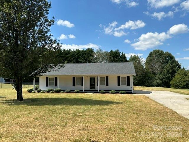 Building Photo - 139 Miller Farm Rd