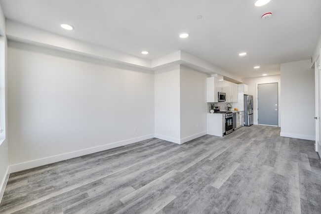 Building Photo - 3443 John F. Kennedy Blvd