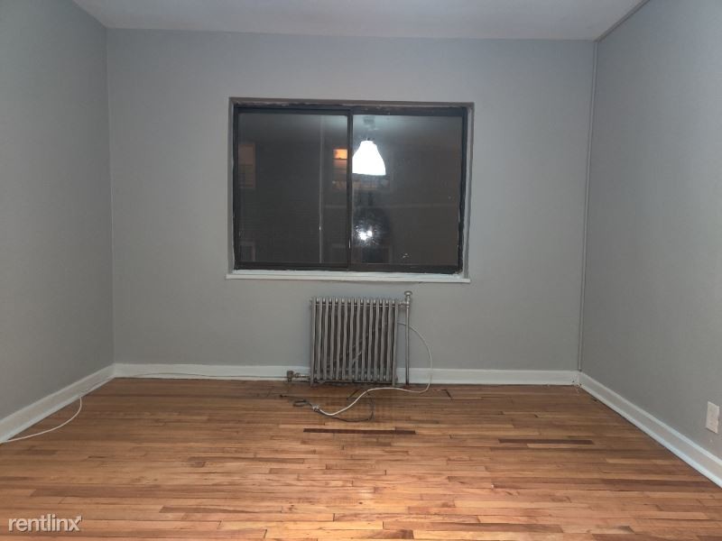 Primary Photo - 1 br, 1 bath Apartment - 60 Crawford Ave