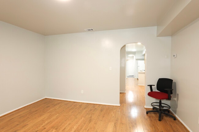 Foto del edificio - 1305 Orren St NE
