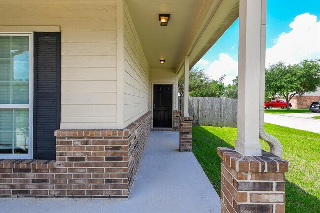 Foto del edificio - 12402 Rosemary Bend Ln