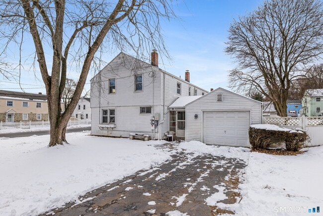 Foto del edificio - 3 New Hampshire Dr