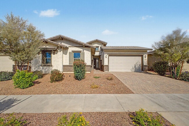 Building Photo - 13103 N 174th Dr