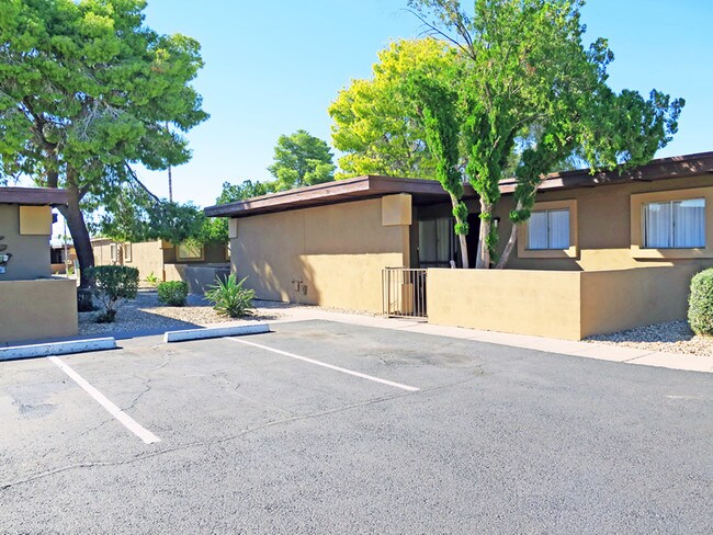 Tuscano Village Apartments Glendale, AZ