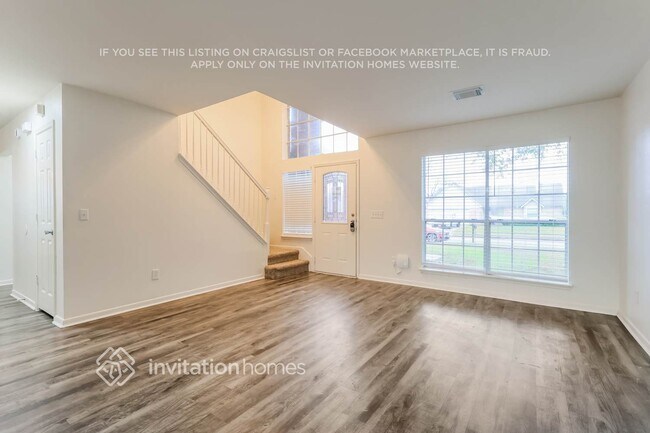 Building Photo - 18815 Jodywood Dr