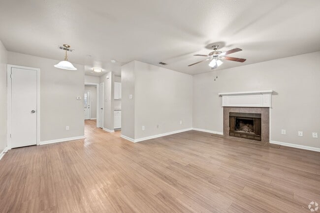 Interior Photo - Seasons Apartments