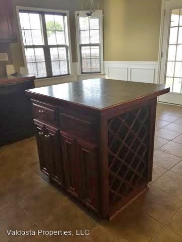 Foto del edificio - 3 br, 2 bath House - 4416 Summer Hill Place