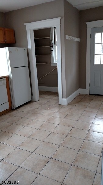 Foto del edificio - 76 Princeton Ave