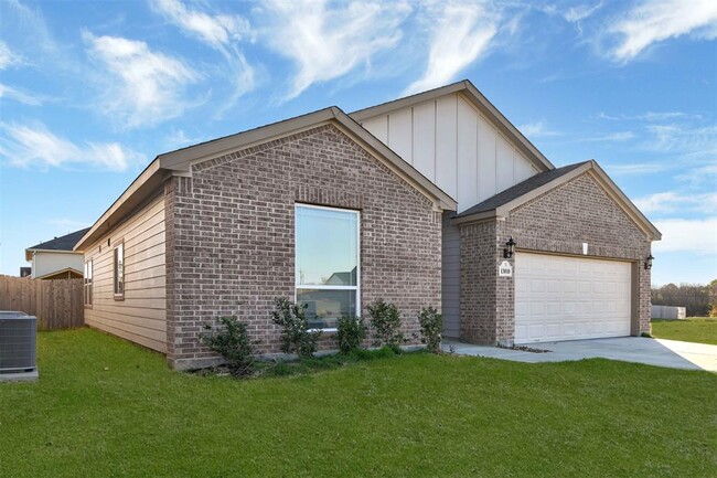 Building Photo - 13010 Laura Lake Dr