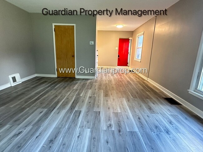Foto del edificio - 857-857 24th Ave SE