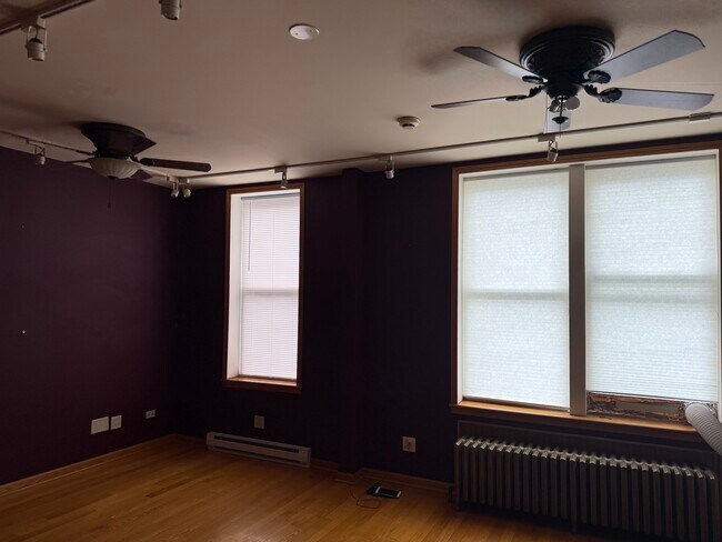 Foto del edificio - 840 N California Ave