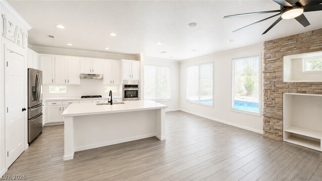Building Photo - 10372 Walking View Ct