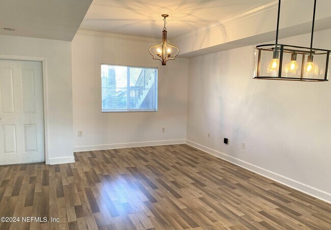 Foto del edificio - 9745 Touchton Rd