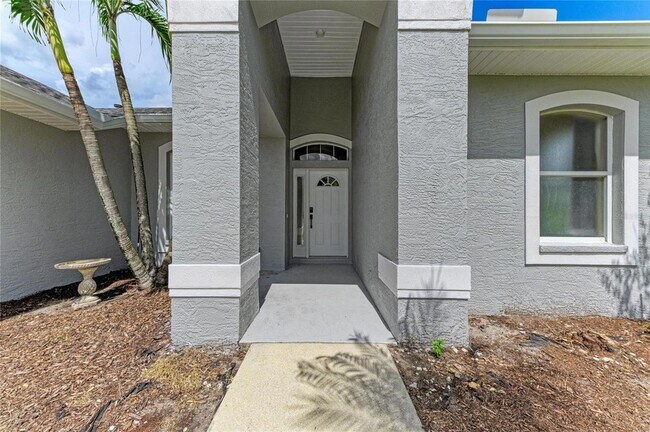 Building Photo - 4315 73rd Terrace E