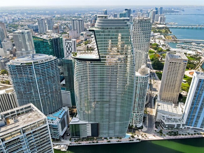 Foto del edificio - 300 Biscayne Blvd Way