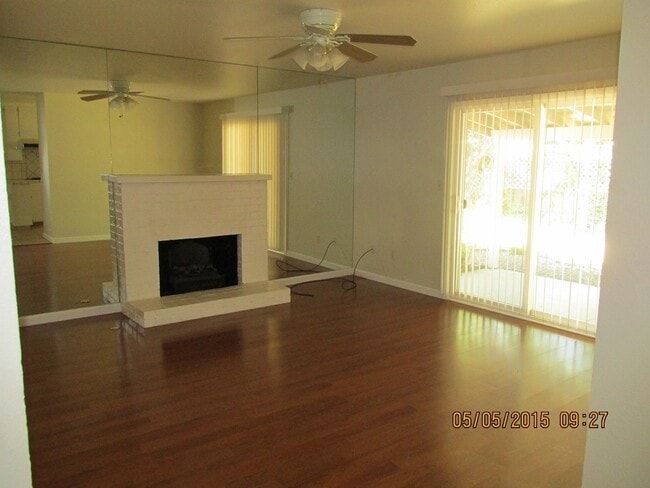 Building Photo - 1425 Chapala Way