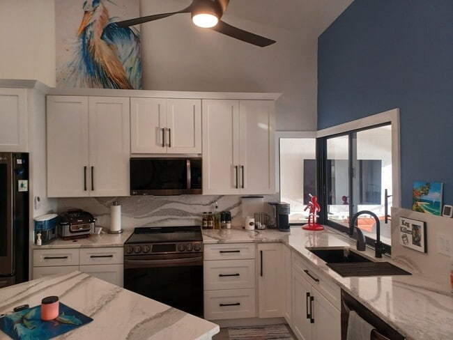 Foto del edificio - 5605 SW 12th Ave