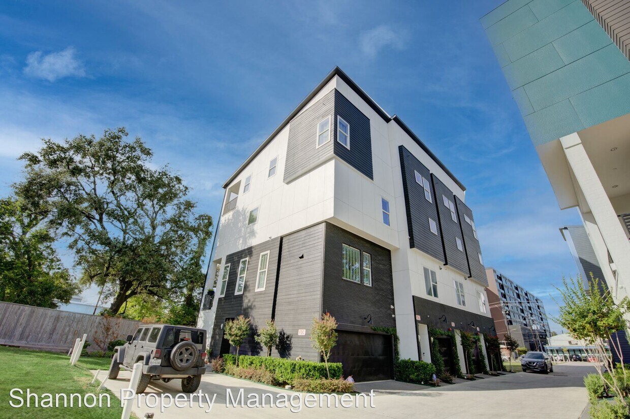 Foto principal - 4 br, 4.5 bath House - 2412 Canal Street U...