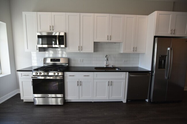 Foto del edificio - 1730 W Greenleaf Ave