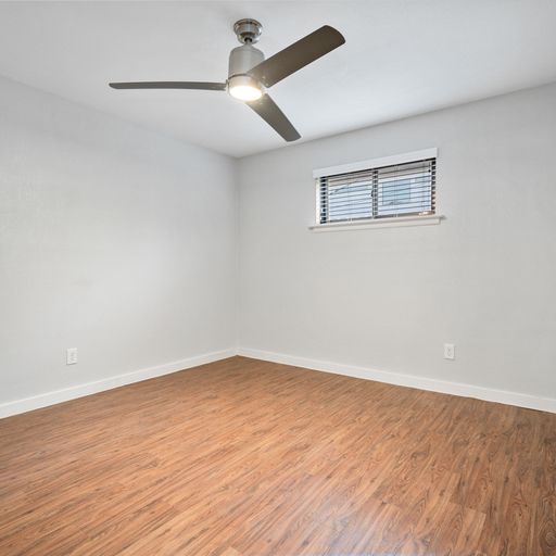 Live Montrose 2008 Colquitt Apartments in Houston, TX