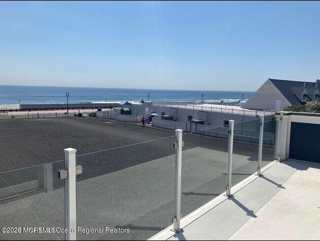Foto del edificio - 44 Marine Terrace